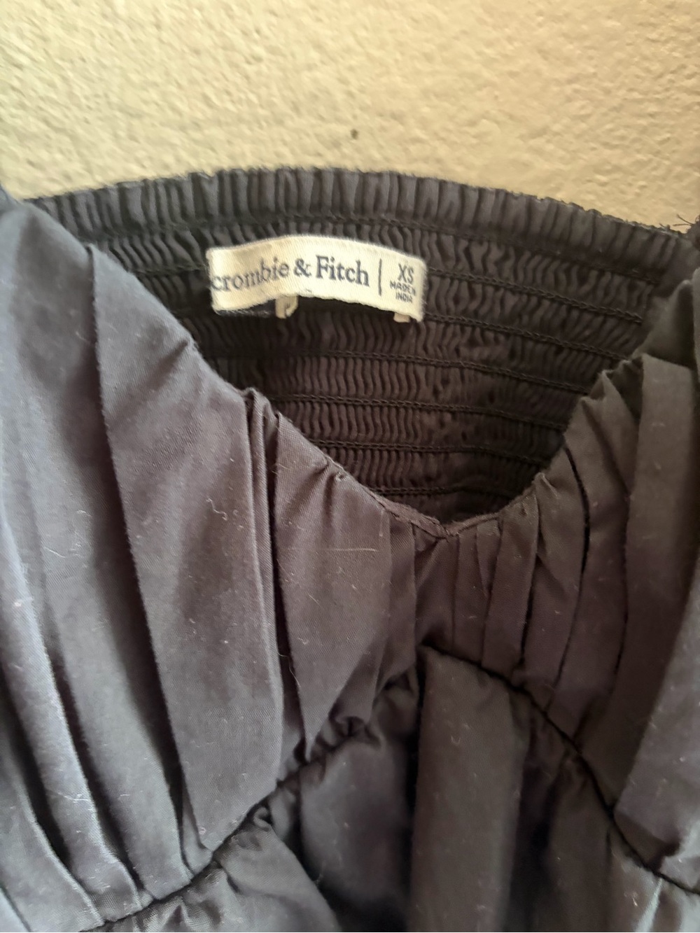 ABERCROMBIE & FITCH Black Puff Sleeve Peasant Milkmaid Style Bohemian Blouse - Picture 4 of 5